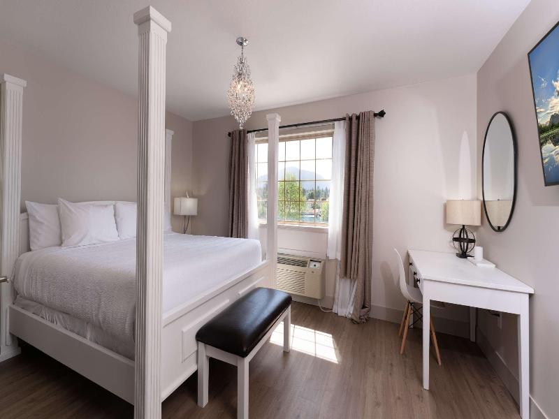 Prestige Rocky Mountain Resort image