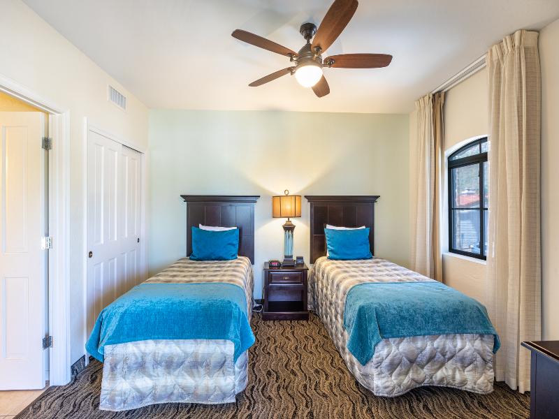 Scottsdale Camelback Resort image