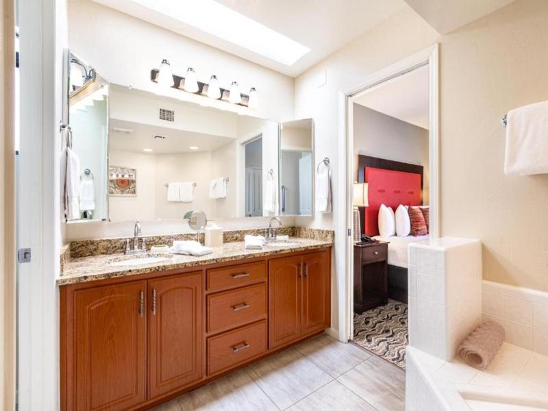 Scottsdale Camelback Resort image