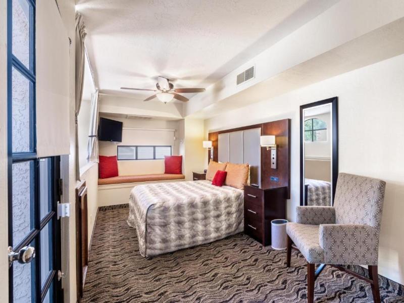 Scottsdale Camelback Resort image