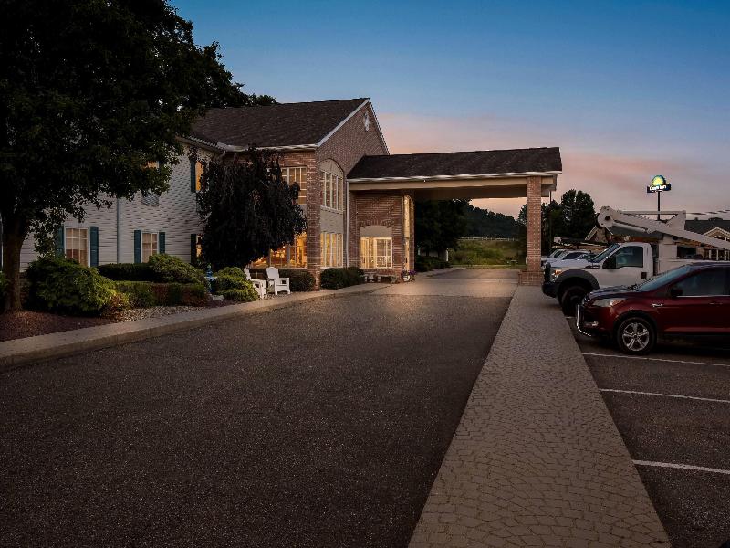 Days Inn By Wyndham Lisbon image