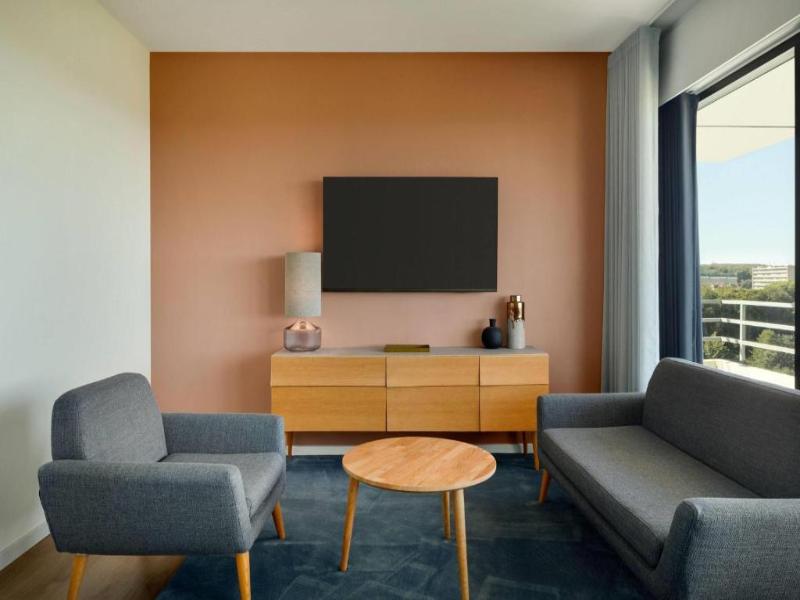 Comwell Hvide Hus Aalborg Dolce by Wyndham image