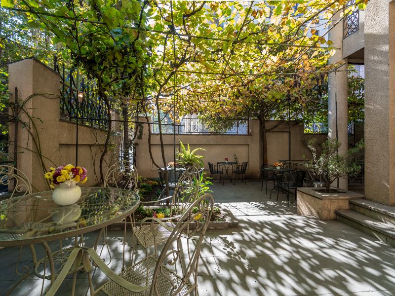 Iliani Hotel    image