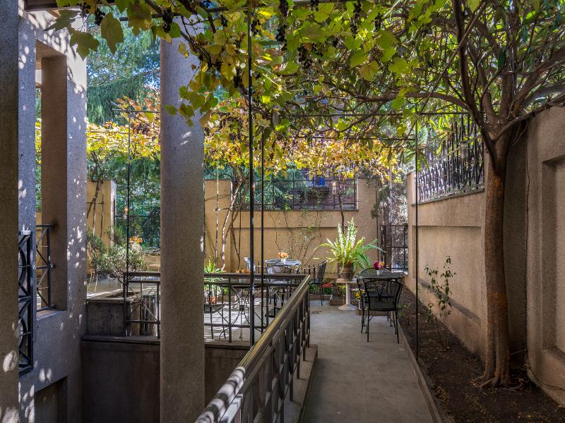 Iliani Hotel    image