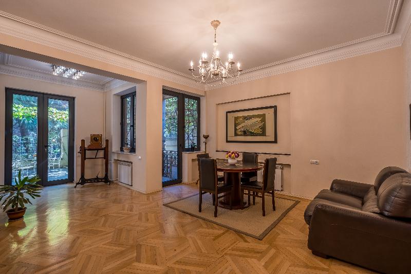 Iliani Hotel    image