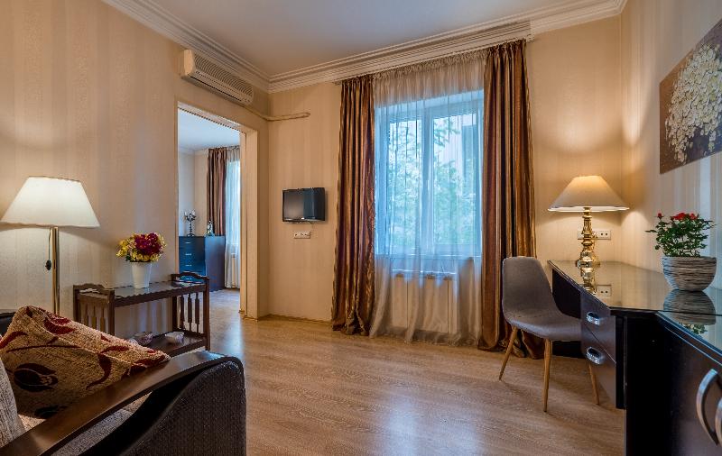 Iliani Hotel    image