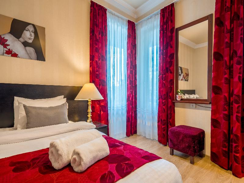Iliani Hotel    image