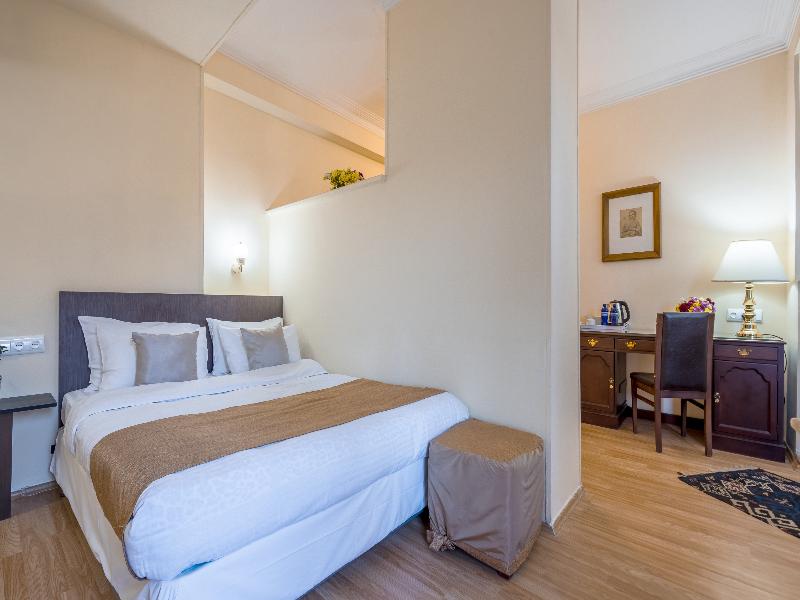 Iliani Hotel    image