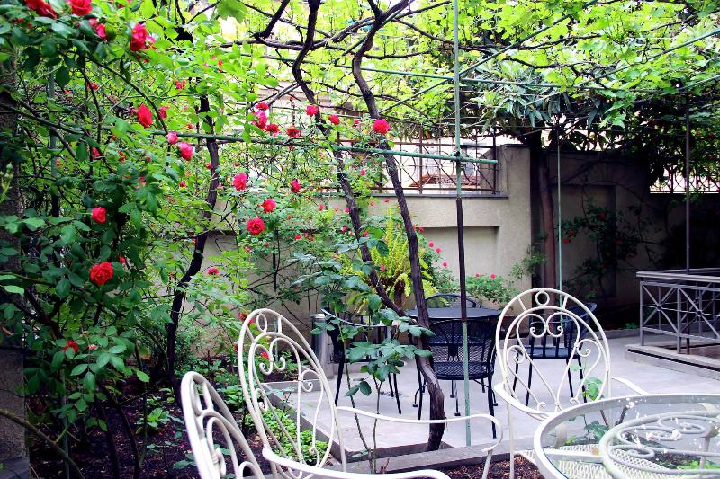 Iliani Hotel    image