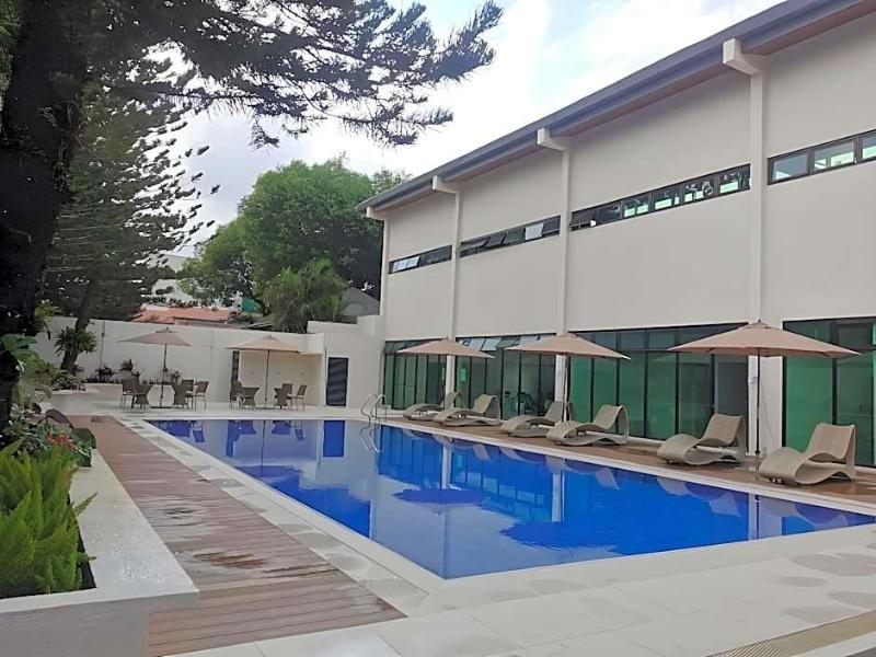 Tagaytay Country Hotel image