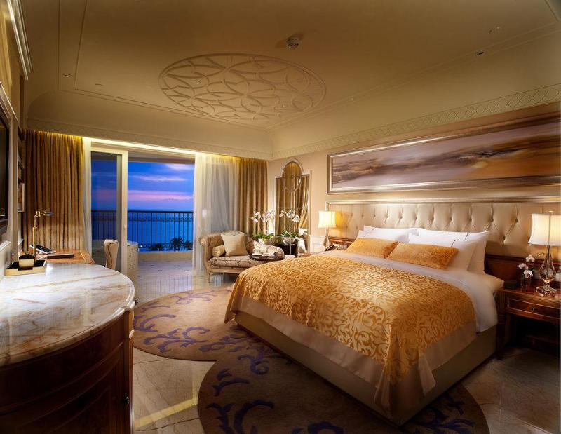 Grand Fortune Bay Hotel