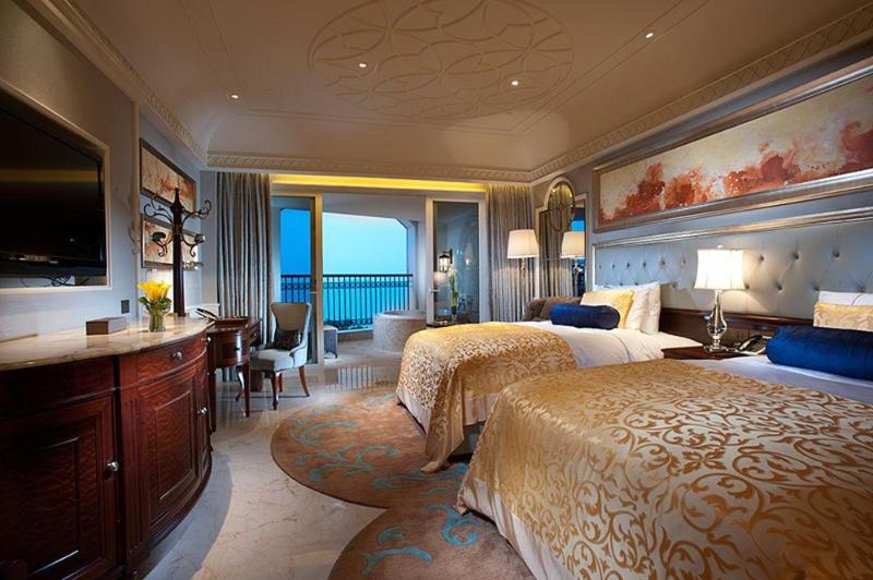 Grand Fortune Bay Hotel