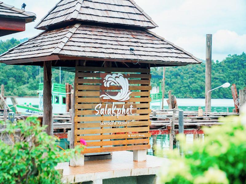 Salakphet Resort image
