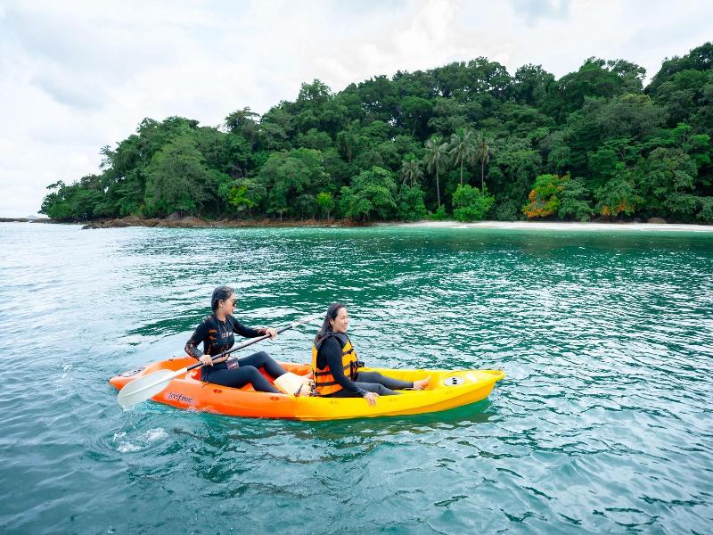 Salakphet Resort image