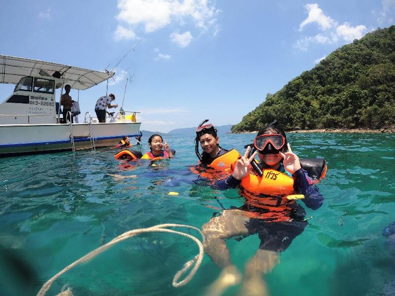 Salakphet Resort image