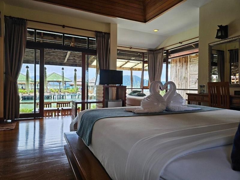 Salakphet Resort image
