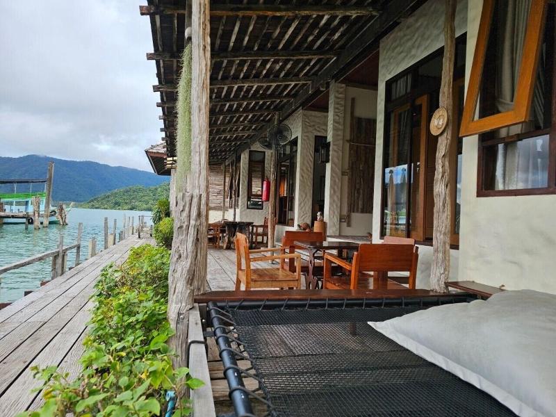 Salakphet Resort image