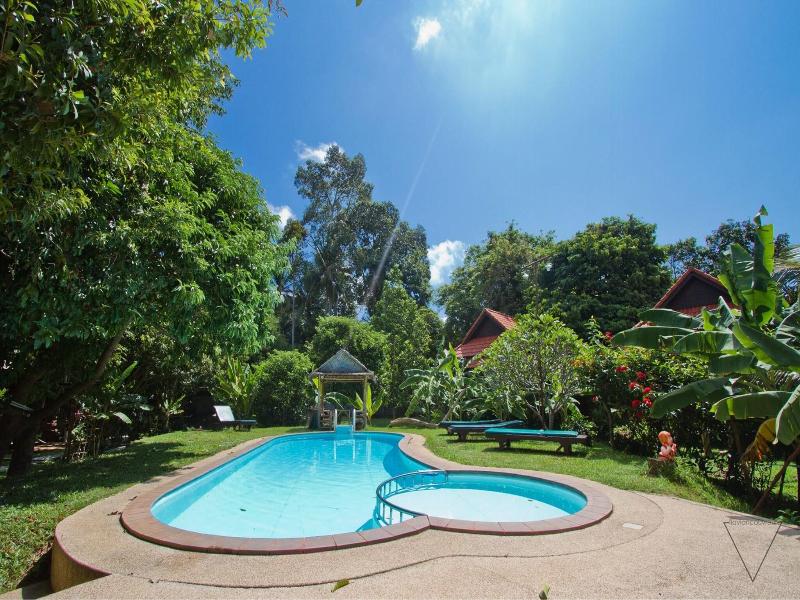 Green Villa image