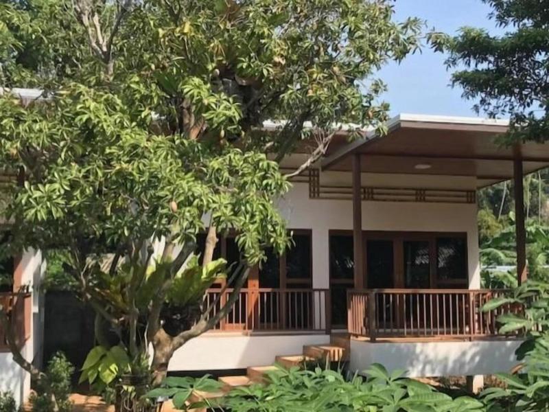 Green Villa image