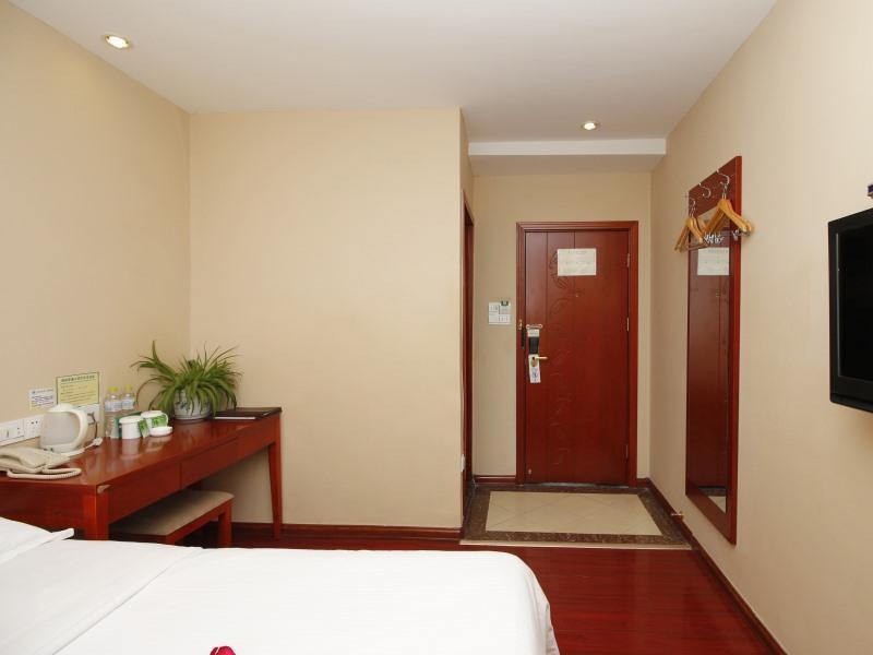 Greentree Inn Rizhao Bus Terminal Station Business image