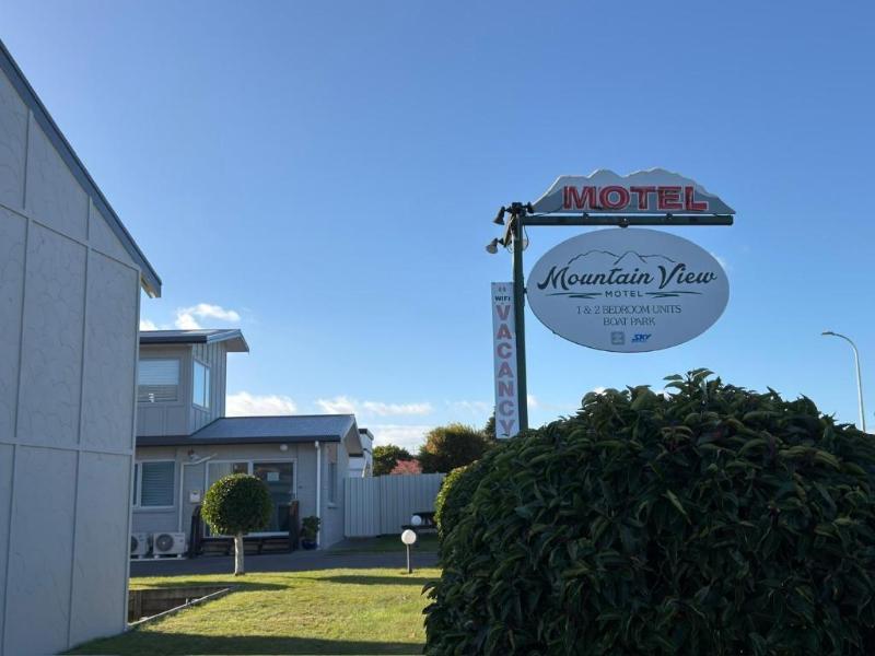 Mountain View Motel image