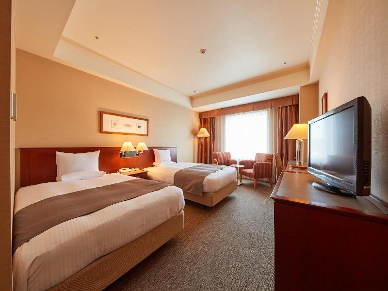 REMBRANDT HOTEL EBINA image
