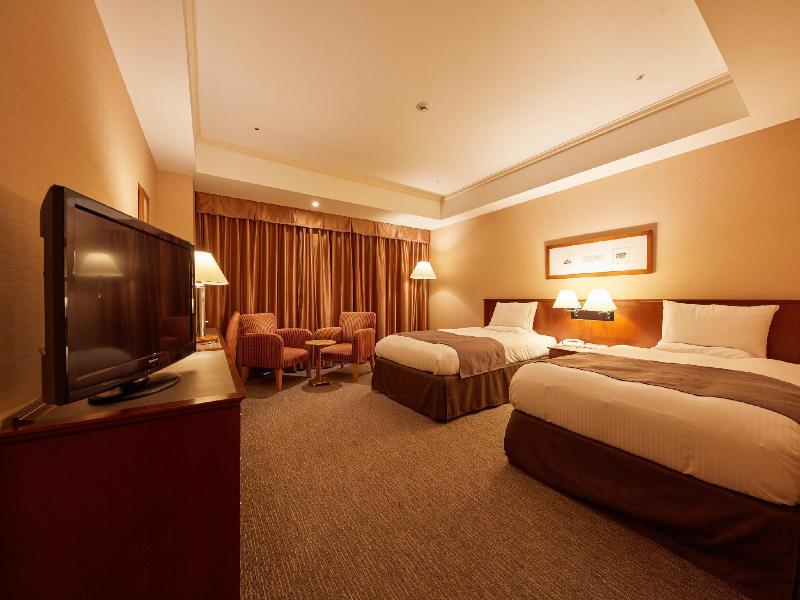 REMBRANDT HOTEL EBINA image