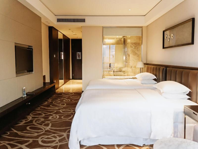 Four Points By Sheraton Qingdao Huangdao image