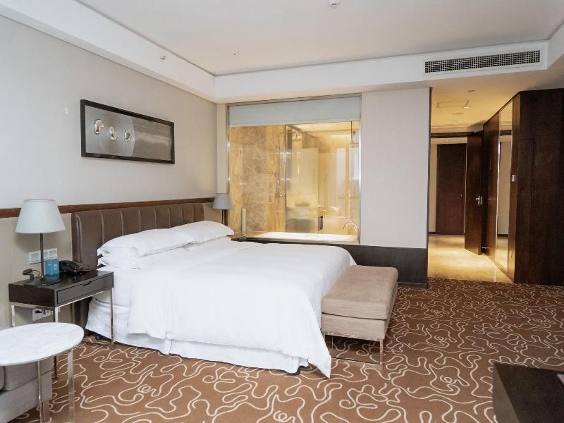 Four Points By Sheraton Qingdao Huangdao image