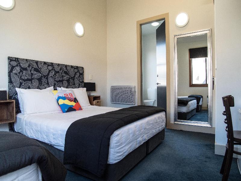 U Boutique Hotel image