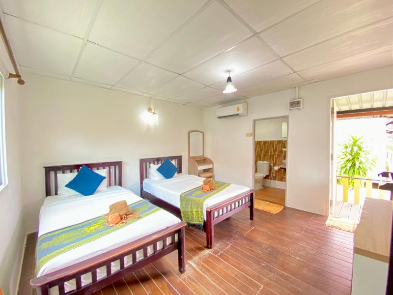Phi Phi Ba Kao Bay Resort image