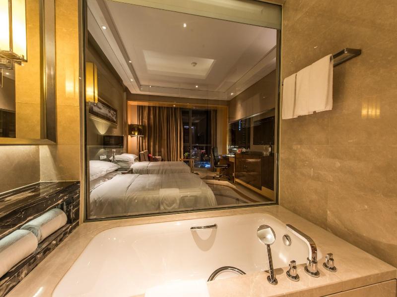 Sheraton Zhenjiang Hotel image