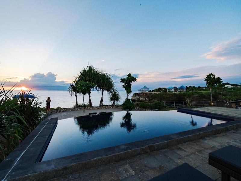 Dodol Lembongan Cliff Sunset Homestay image