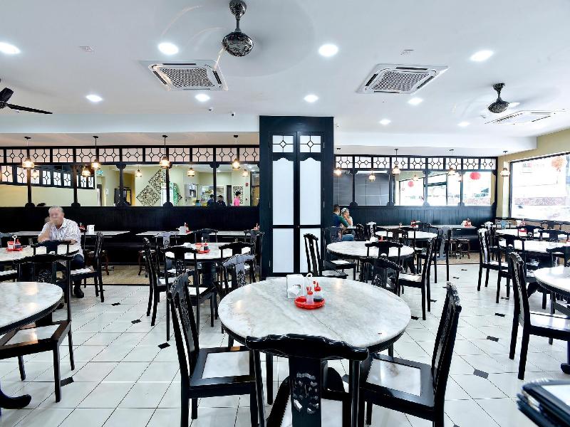 Pantai Inn image