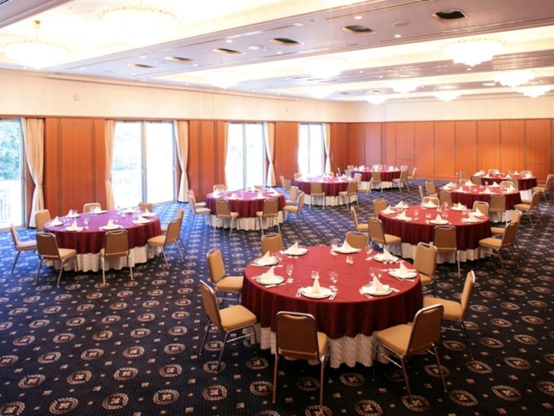 Okura Akademia Park Hotel image