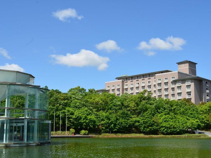Okura Akademia Park Hotel image