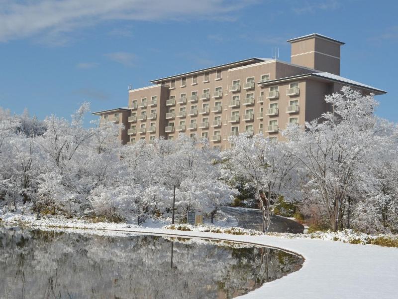 Okura Akademia Park Hotel image