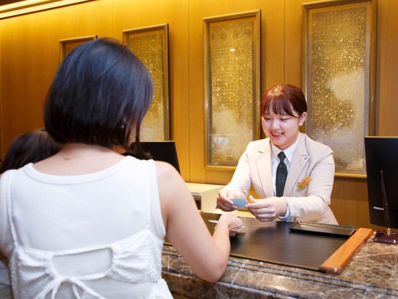 Okura Akademia Park Hotel image