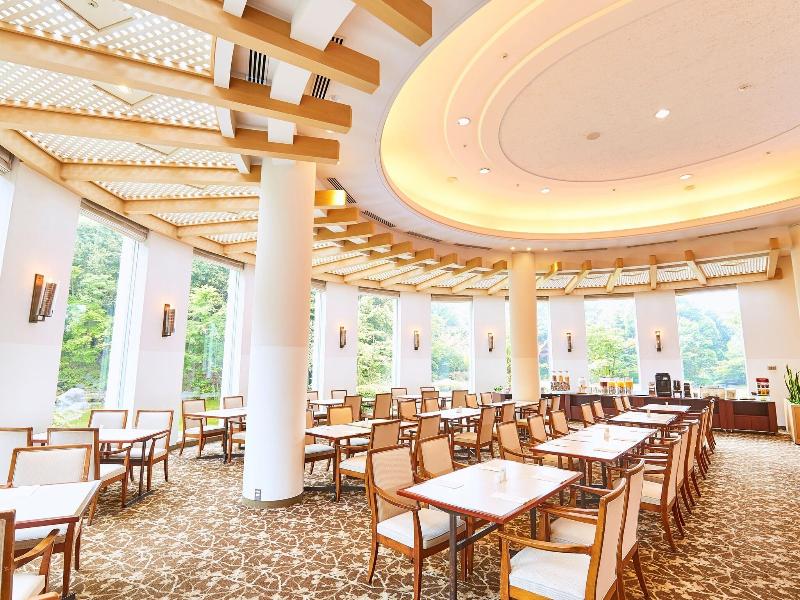 Okura Akademia Park Hotel image