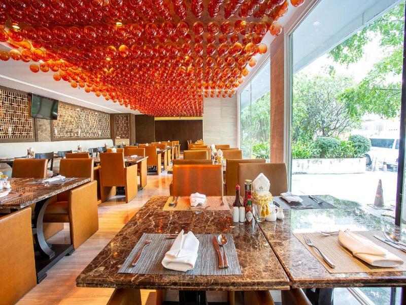 Graceland Bangkok by Grace Hotel image