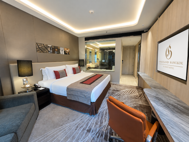 Graceland Bangkok by Grace Hotel image