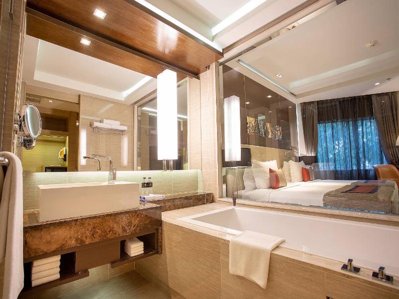 Graceland Bangkok by Grace Hotel image