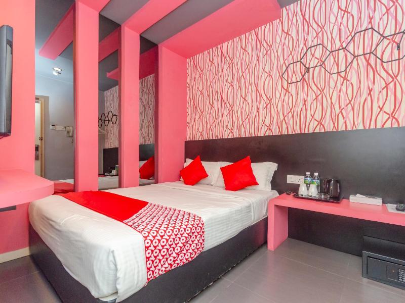 902 Rooms Boutique Hotel