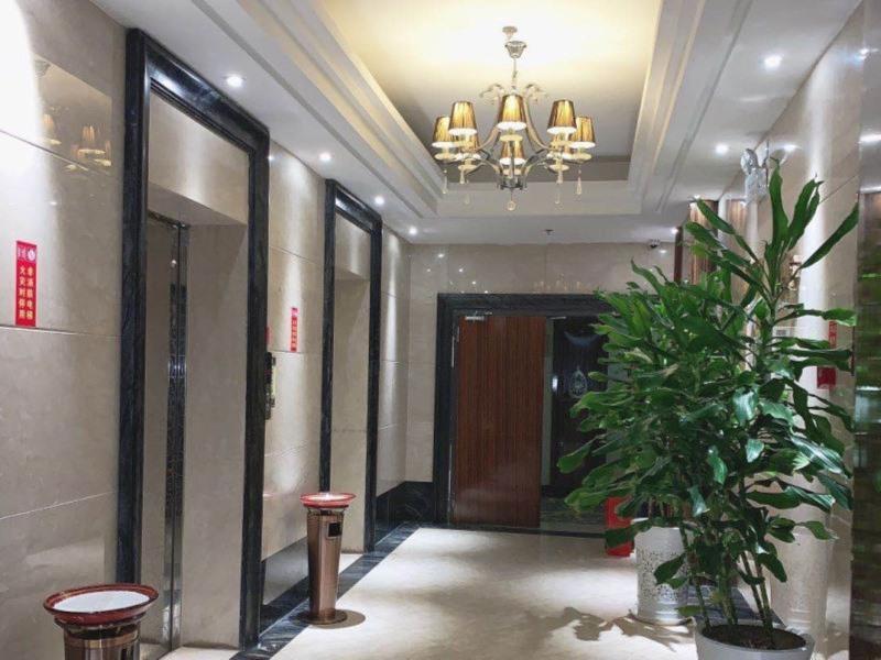 GreenTree Eastern Huainan Guangchang Road Hotel