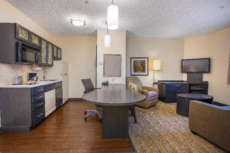 Sonesta Simply Suites Miami Airport image