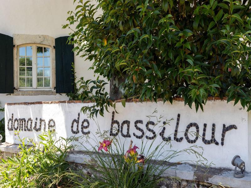 Domaine De Bassilour image