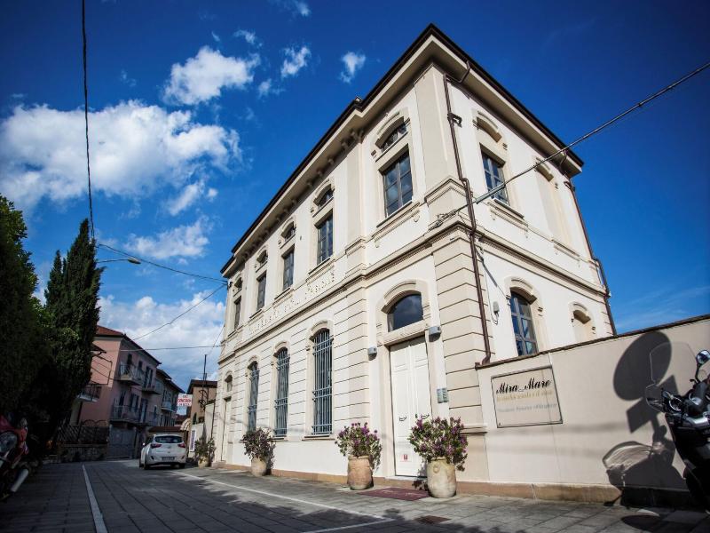 Miramare Residence image