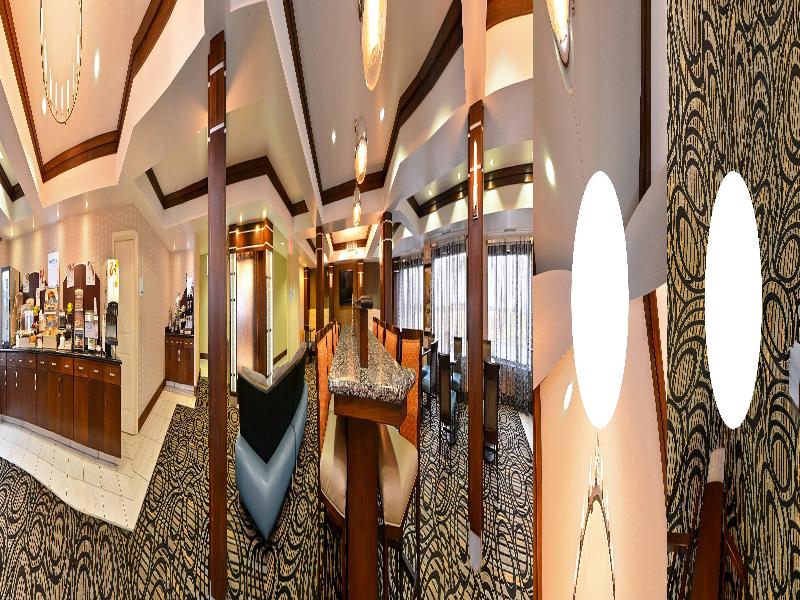 Holiday Inn Express & Suites Greenfield image