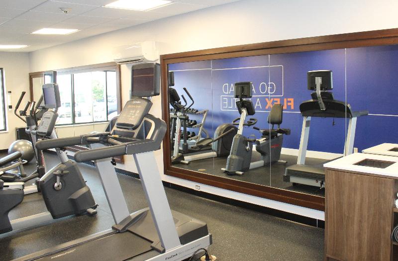 Holiday Inn Express & Suites Greenfield image