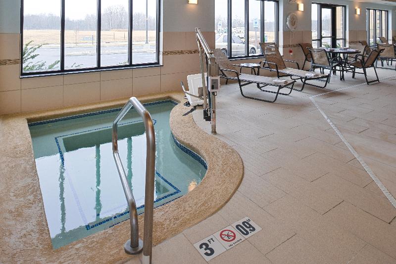 Holiday Inn Express & Suites Greenfield image